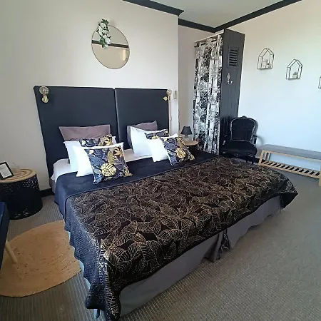 ベッド・アンド・ブレックファスト Entre Bastide Et Cite Et Son Rooftop 4*