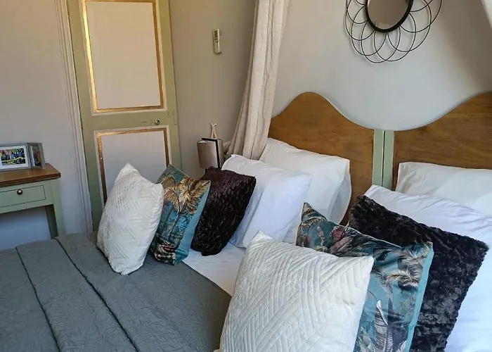 Bed and breakfast Entre Bastide Et Cité Et Son Rooftop 4*