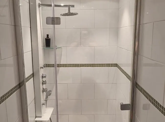 Entre Bastide Et Cite Et Son Rooftop Bed & Breakfast